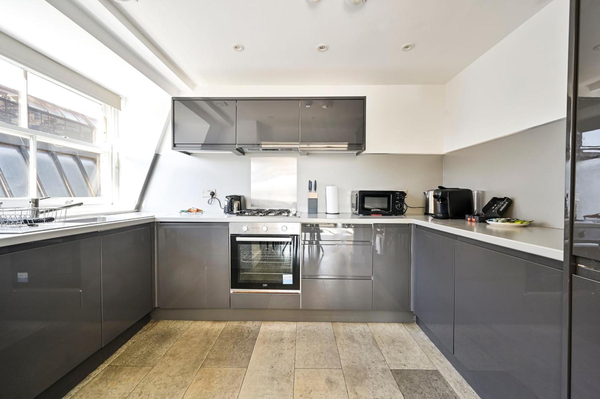Farringdon Comfortable 3 Bed Appartamento *