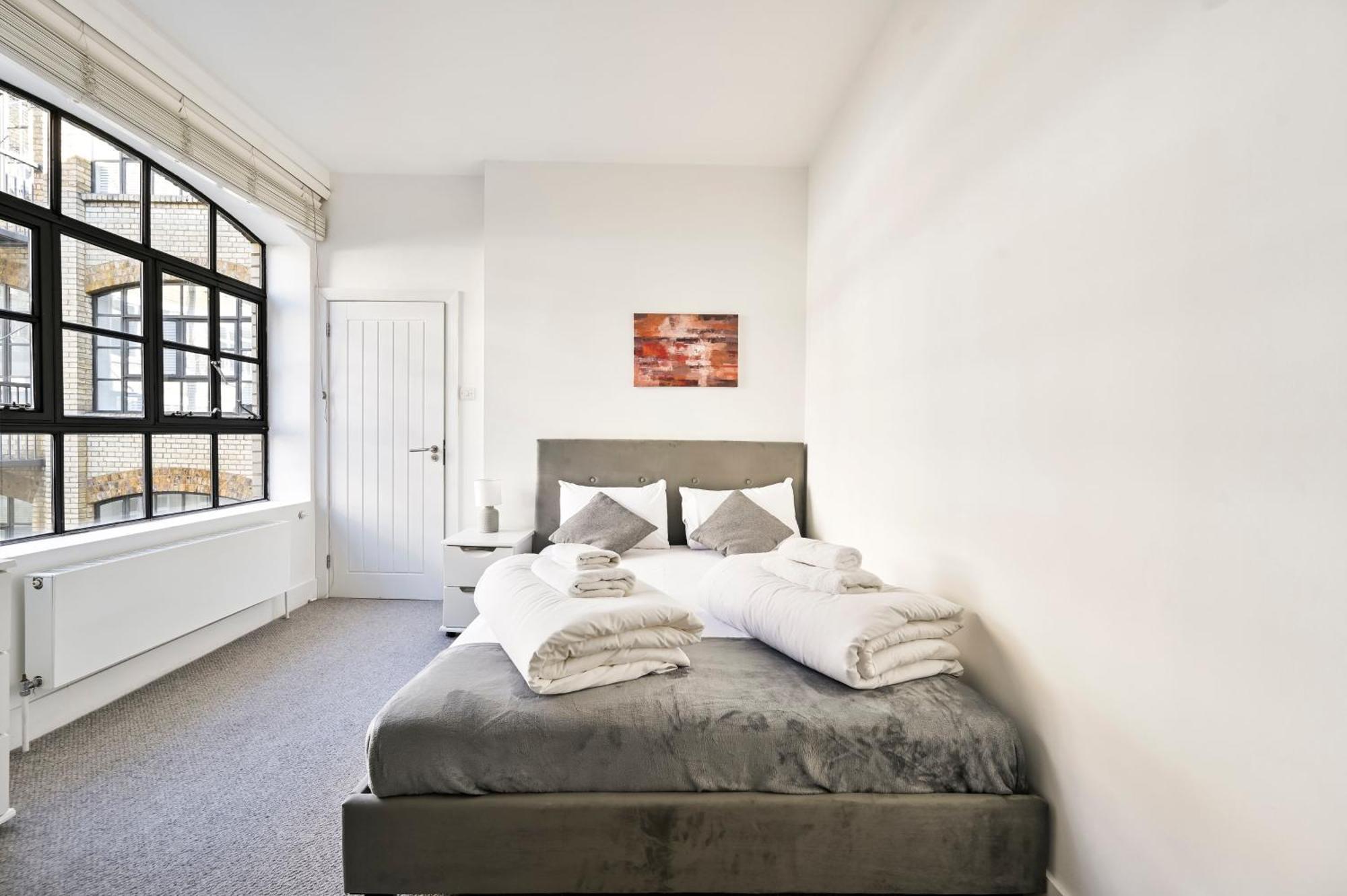 Farringdon Comfortable 3 Bed * Londra